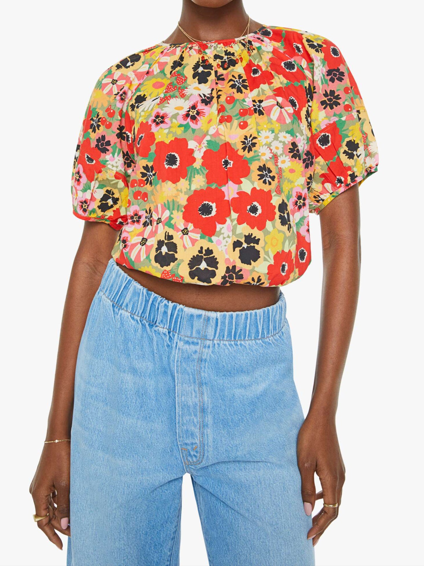 MOTHER PARTY IN THE BACK SHIRT FLOWERS AL FRESCO