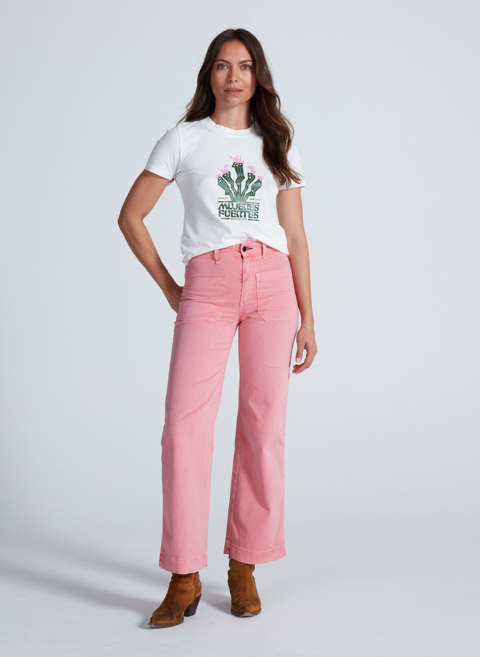CLASSIC TEE