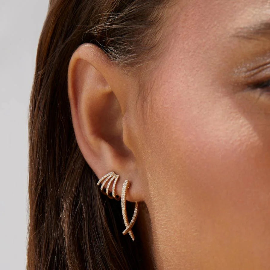 DIAMOND LOOP HOOP EARRING EF-61326