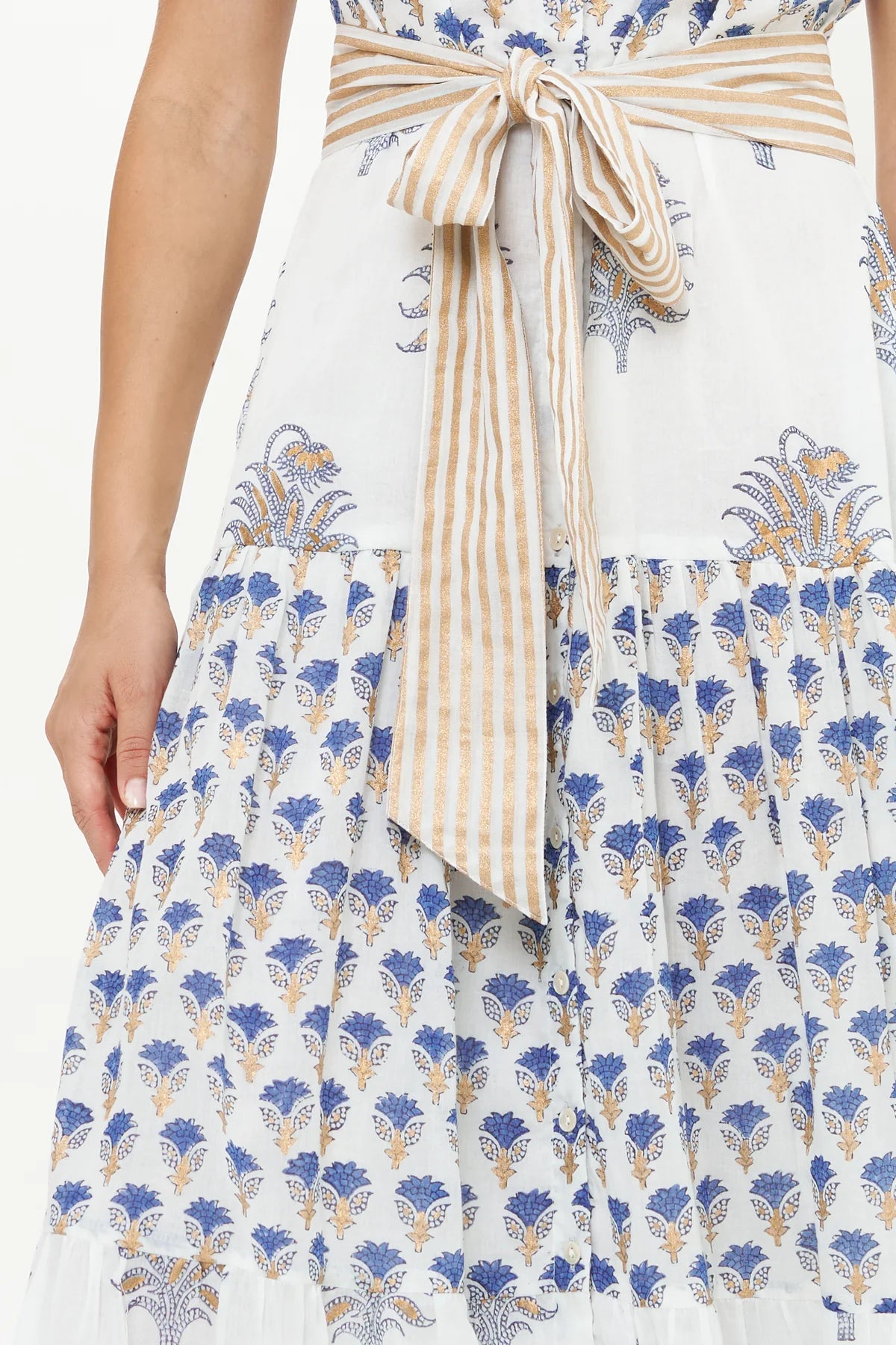 RUFFLE COLLAR BUTTON MAXI