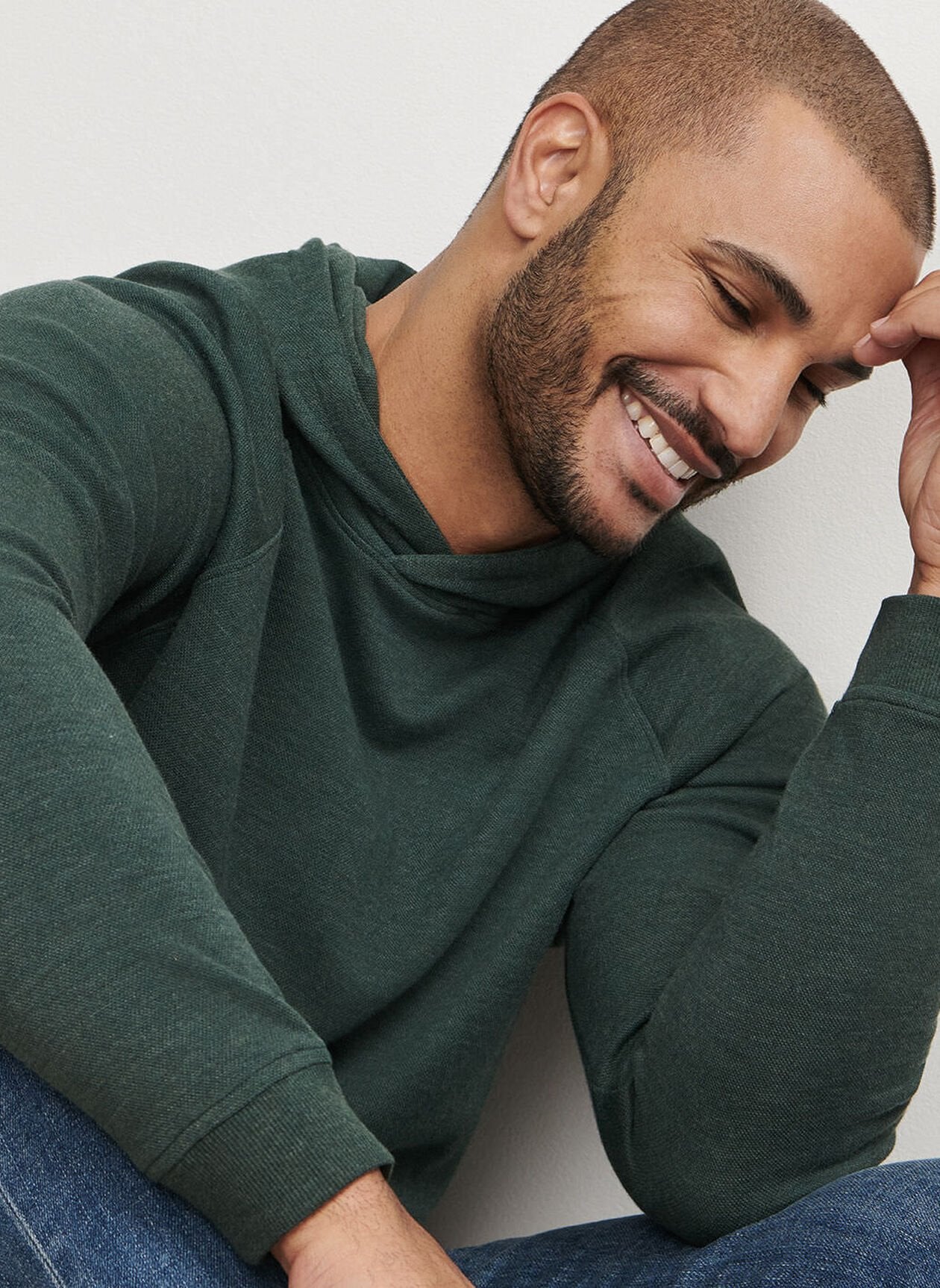CROWN COMFORT KNIT HOODIE