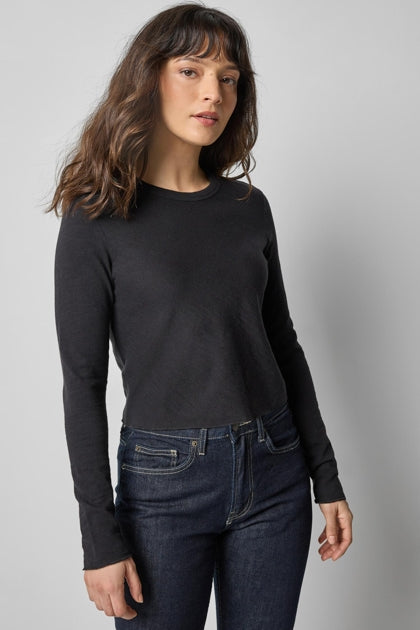 LONG SLEEVE CROP TEE