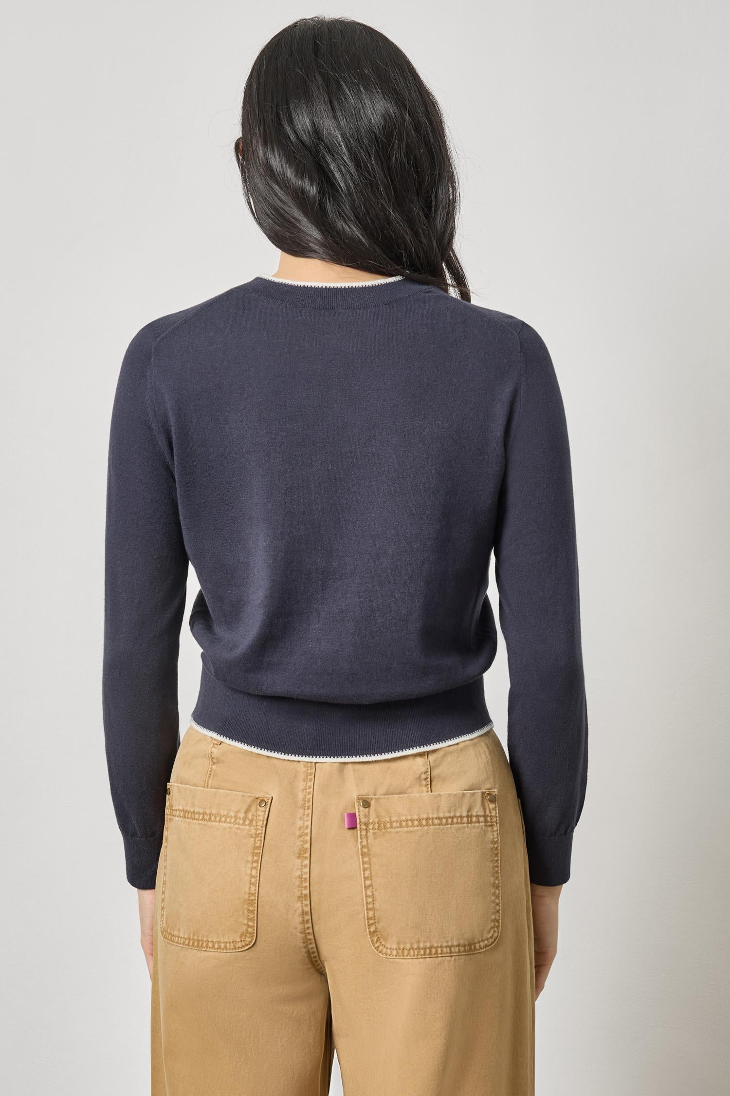 PICOT EDGE CREWNECK