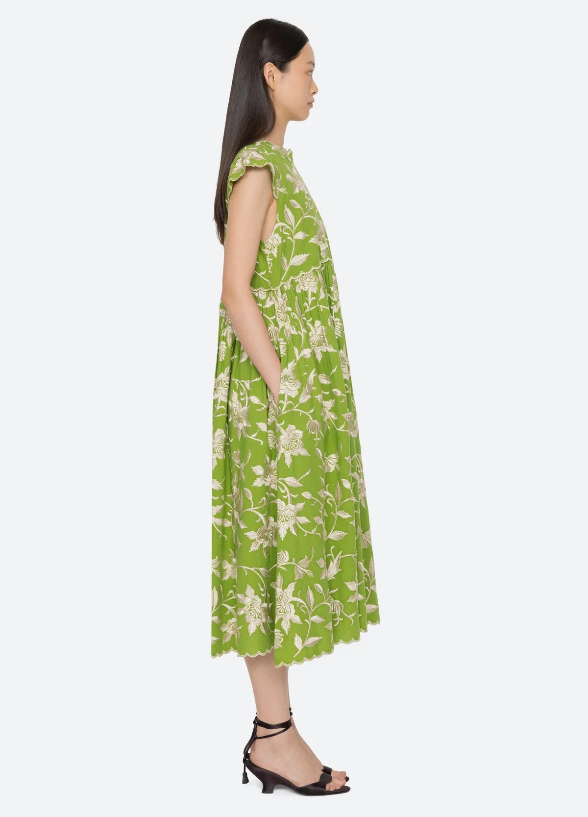 ALINA LACE DRESS