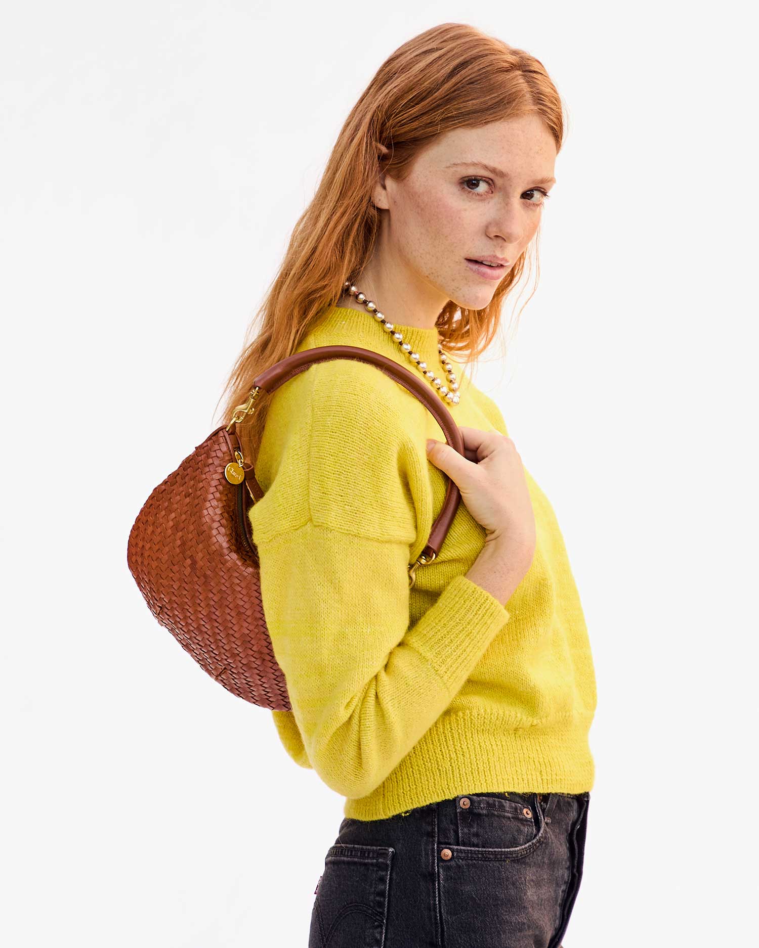 CLARE V PETIT MOYEN - HAZELNUT WOVEN