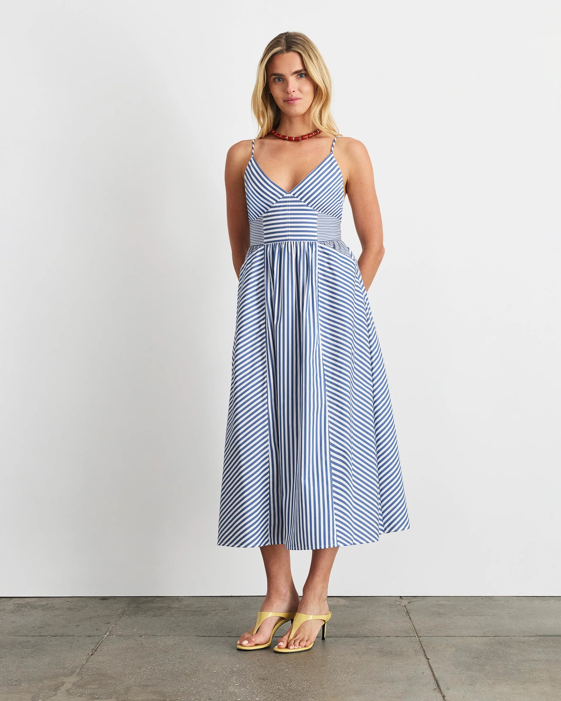 VIVIEN DRESS