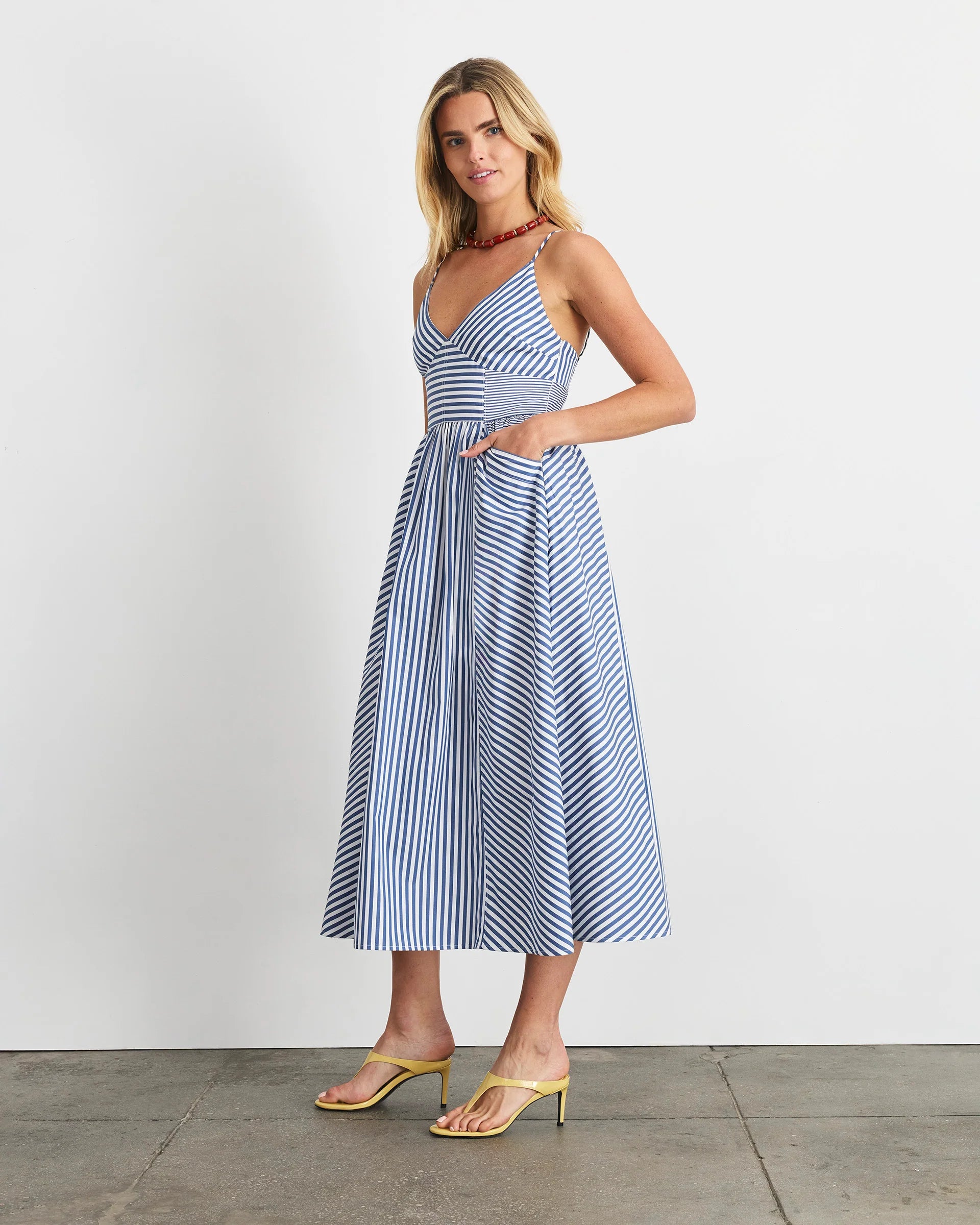 VIVIEN DRESS