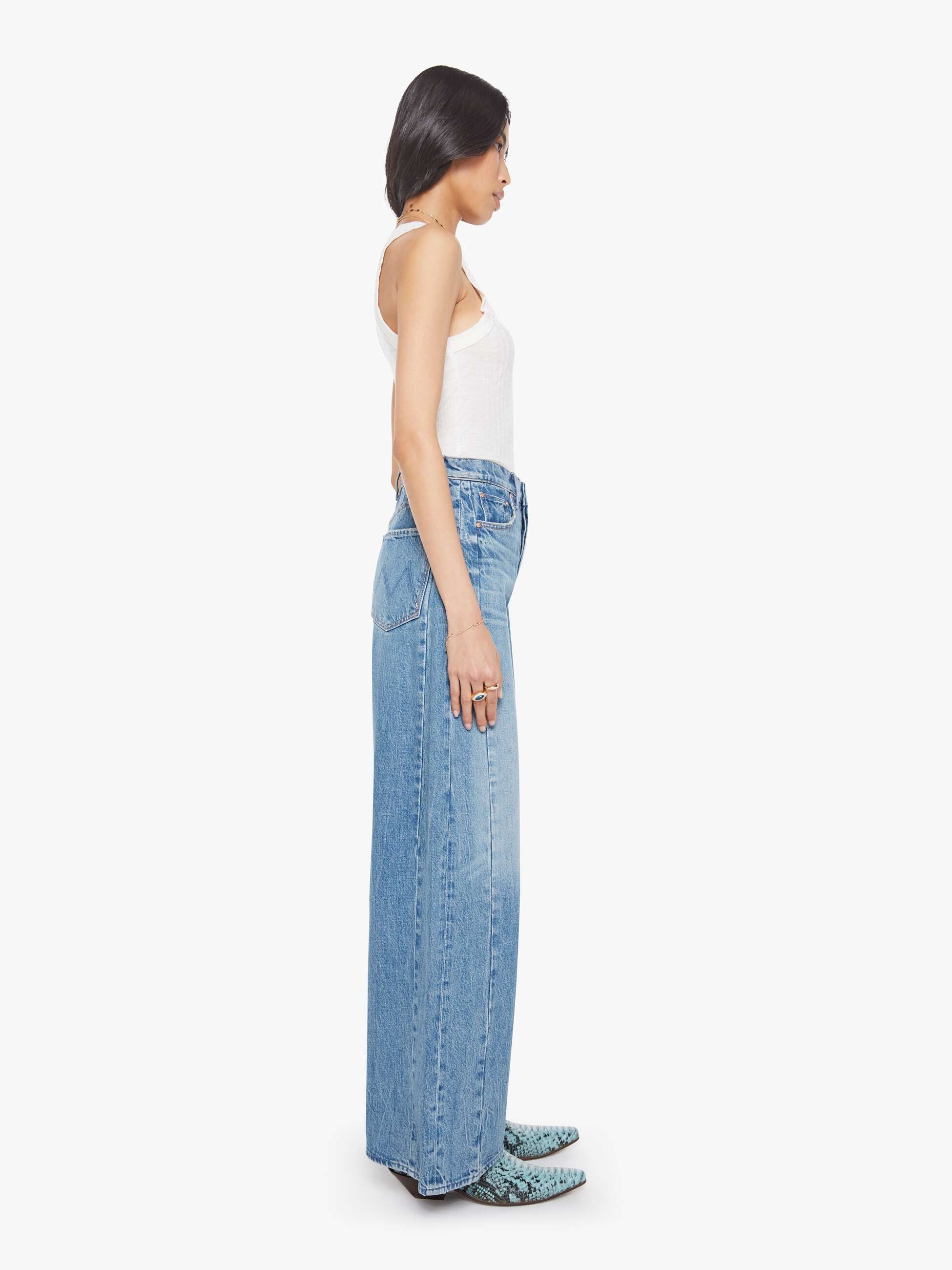 PIPE DREAM BUTTON SNEAK