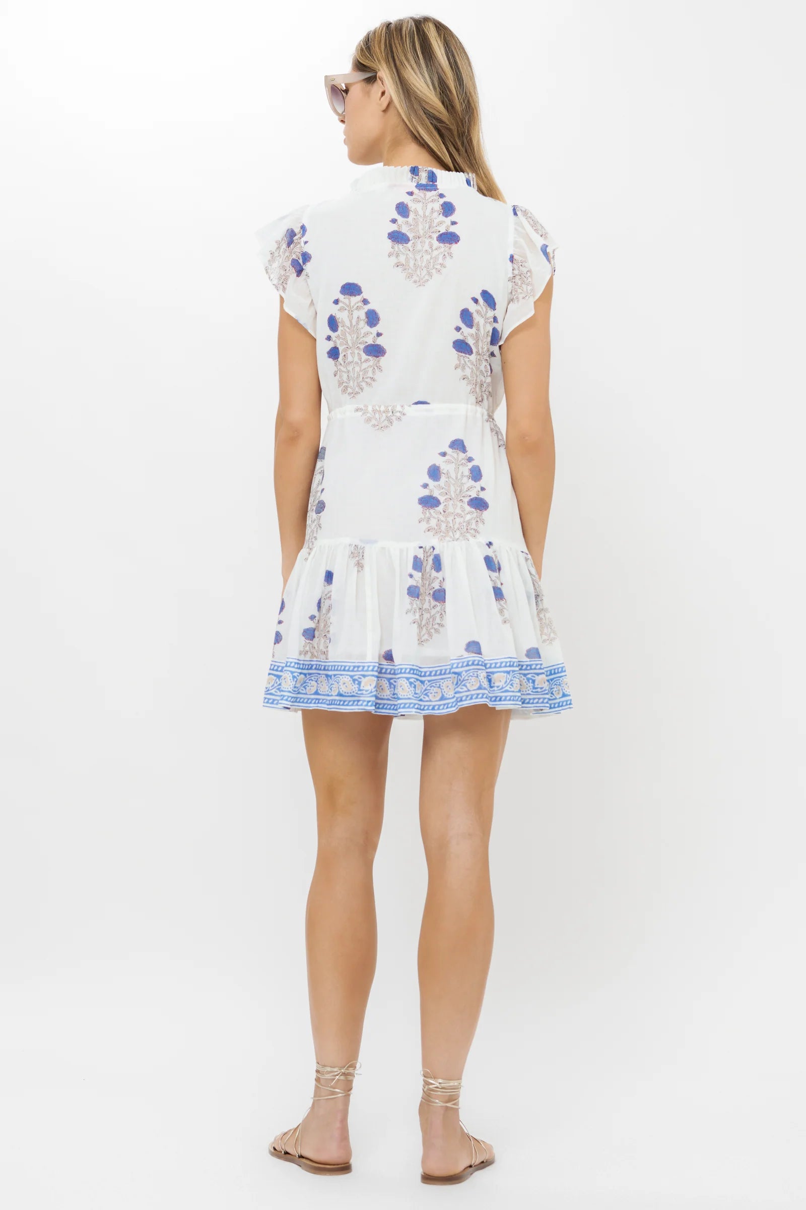 CINCHED FLIRTY SHORT