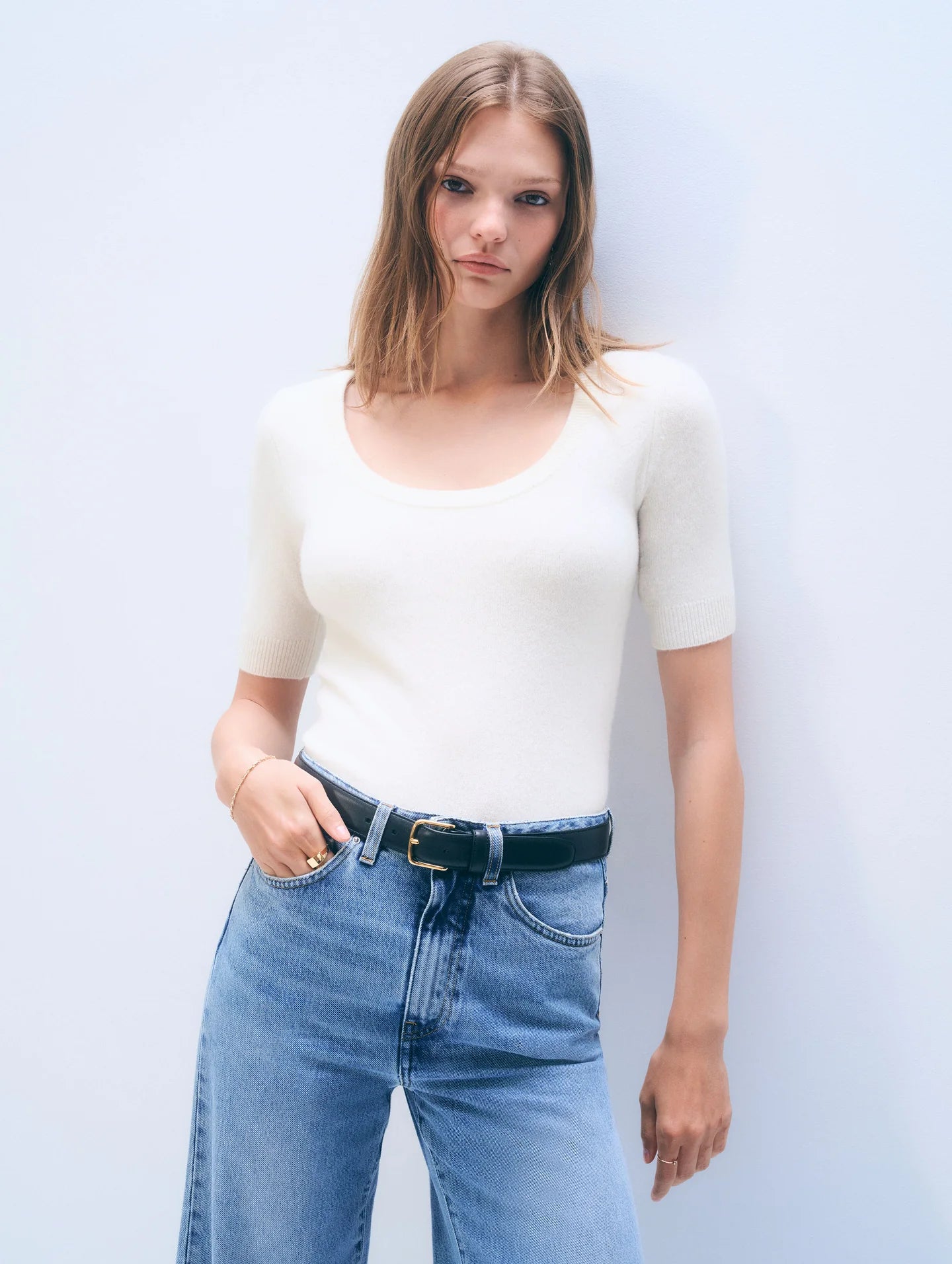 CASHMERE SCOOP NECK