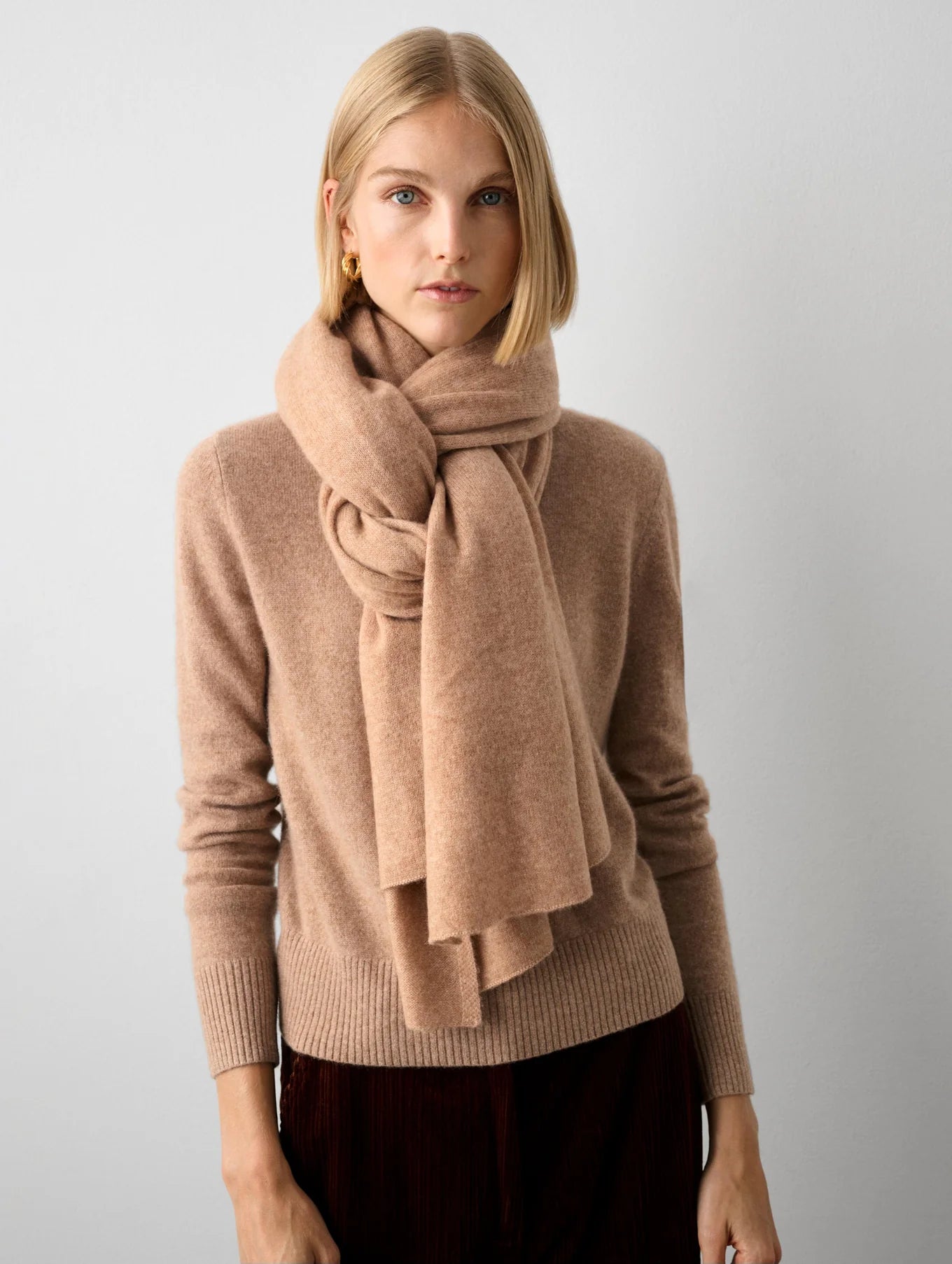 CASHMERE TRAVEL WRAP