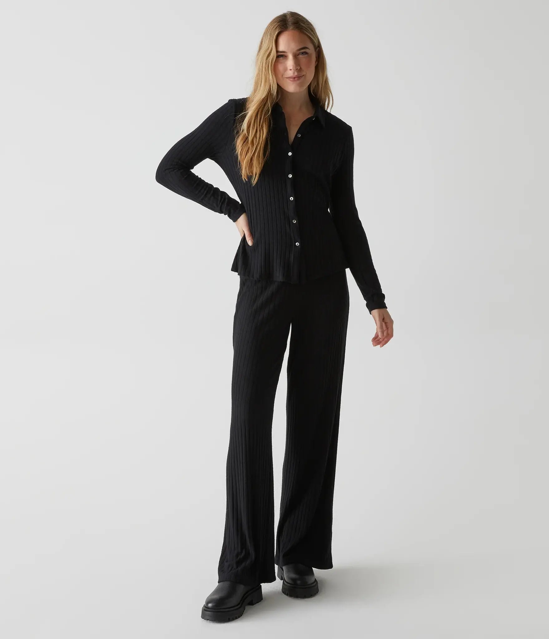 ZETA STRAIGHT LEG PANT