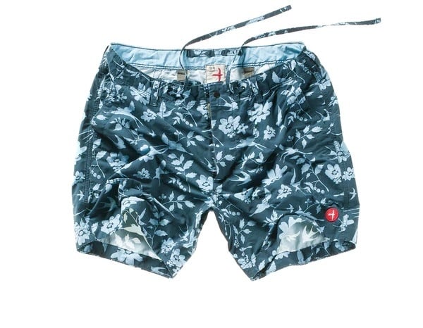 GRAPHIC PADDLE SHORT BLUE FLORAL