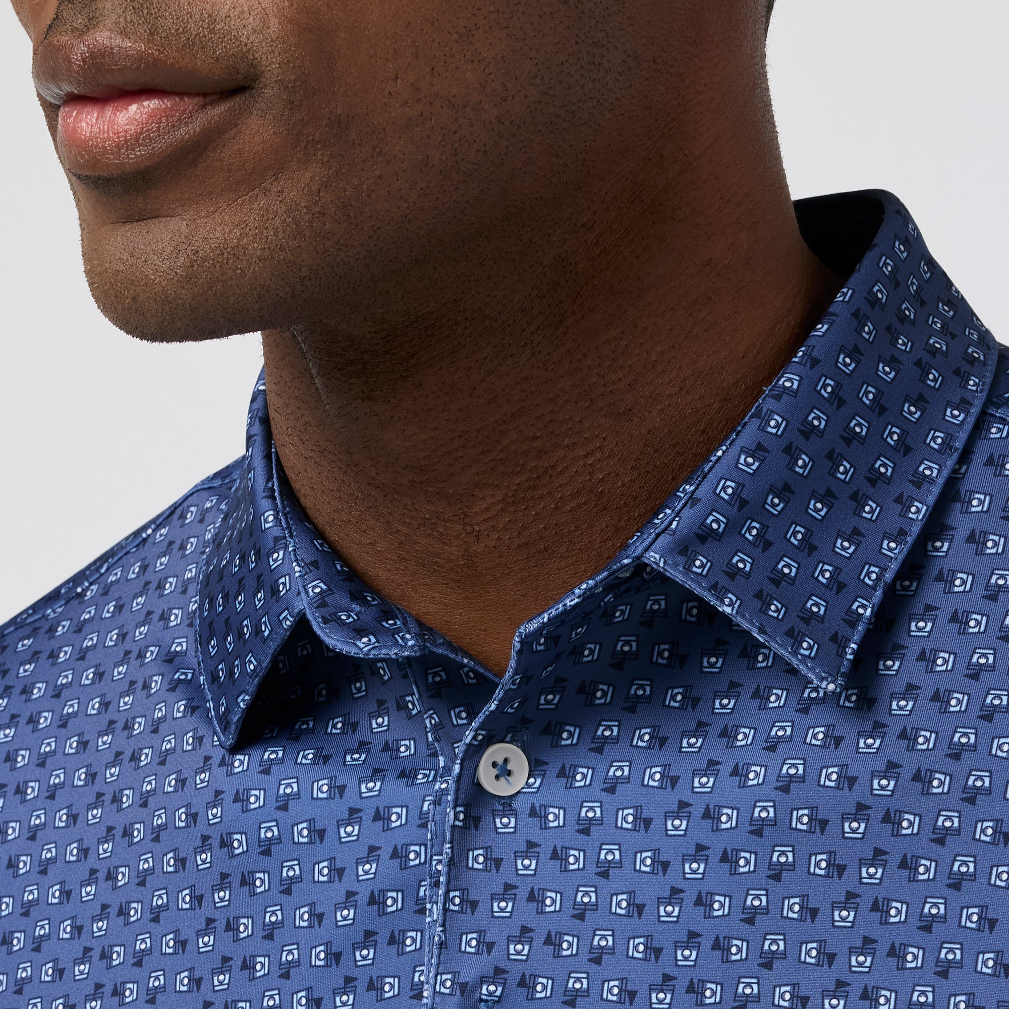 VERSA POLO - COASTAL FJORD SHOT OF THE DAY