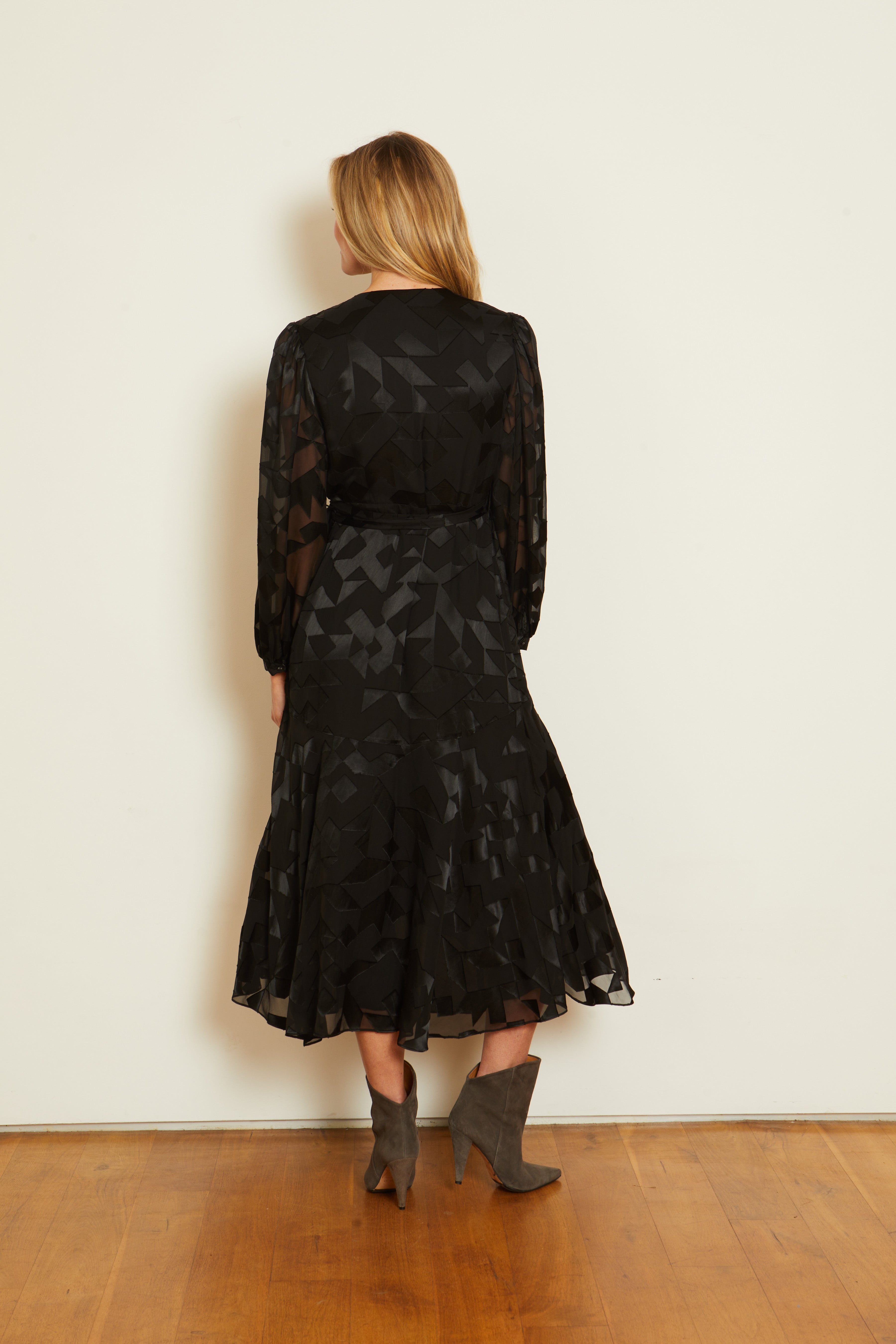 caballero Moon Maxi in Black Geo Burnout