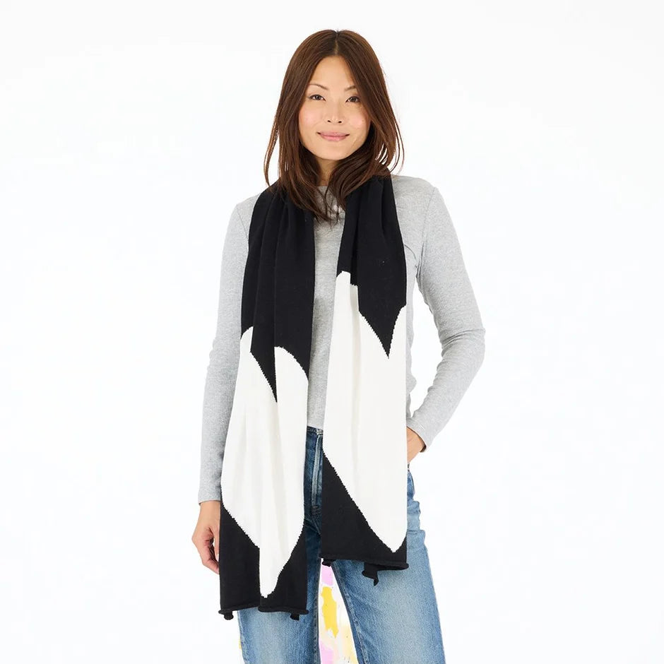 IMPERFECT HEART SCARF