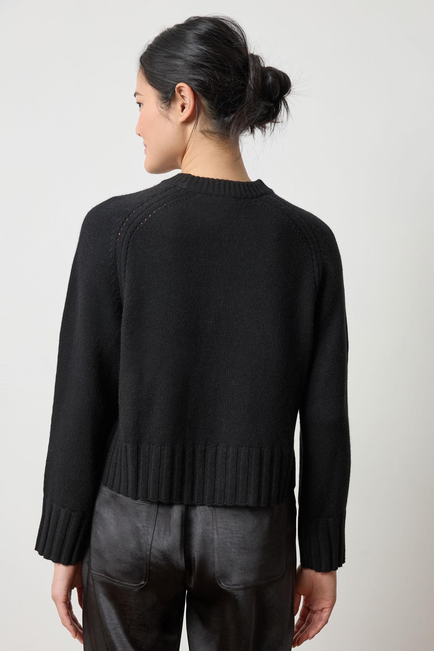 SADDLE SLEEVE CREWNECK
