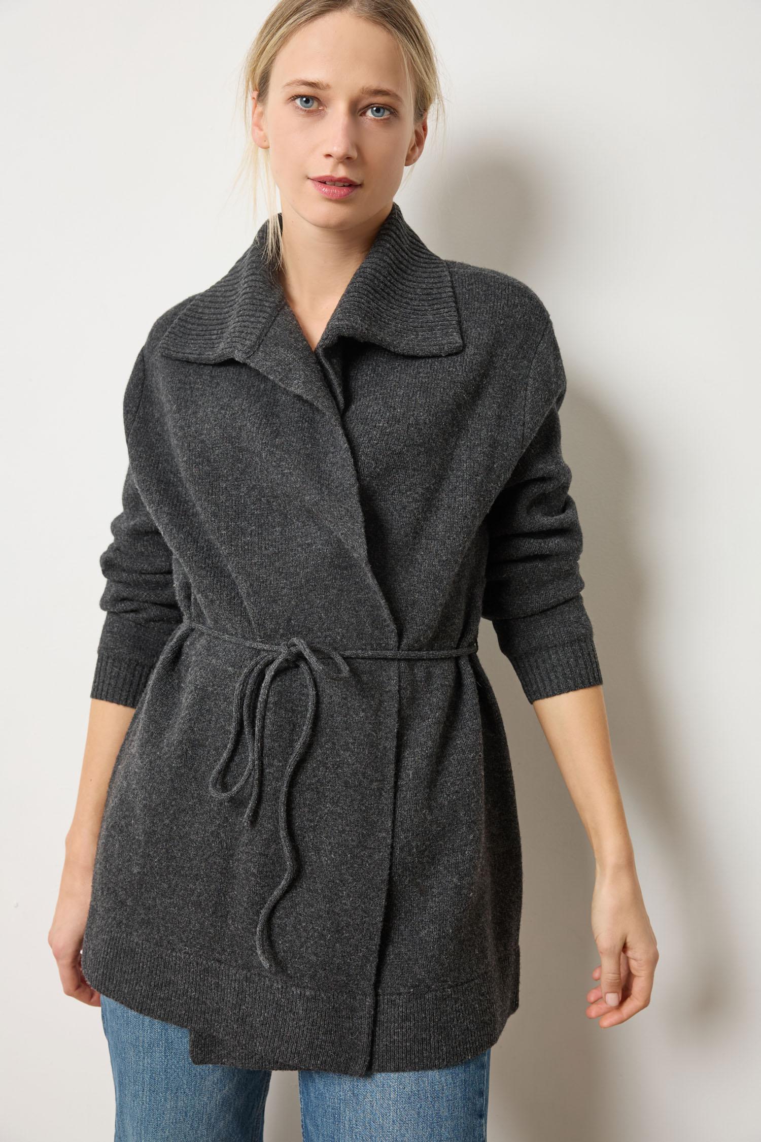 KNOTCH COLLAR CARDIGAN