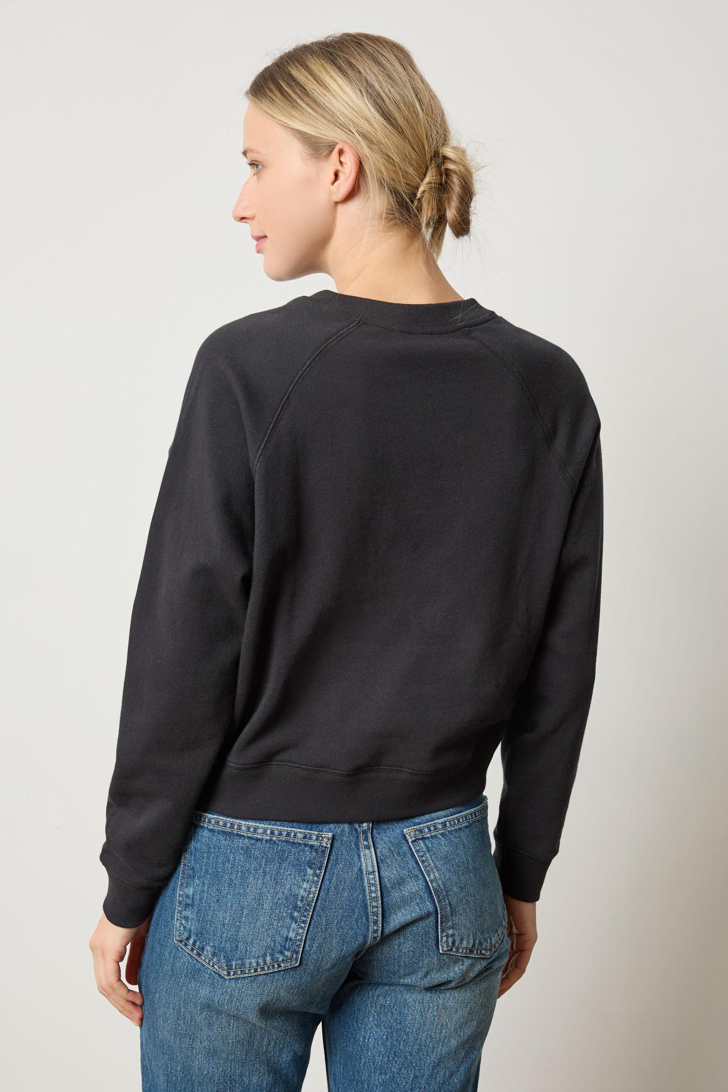 RAGLAN SWEATSHIRT