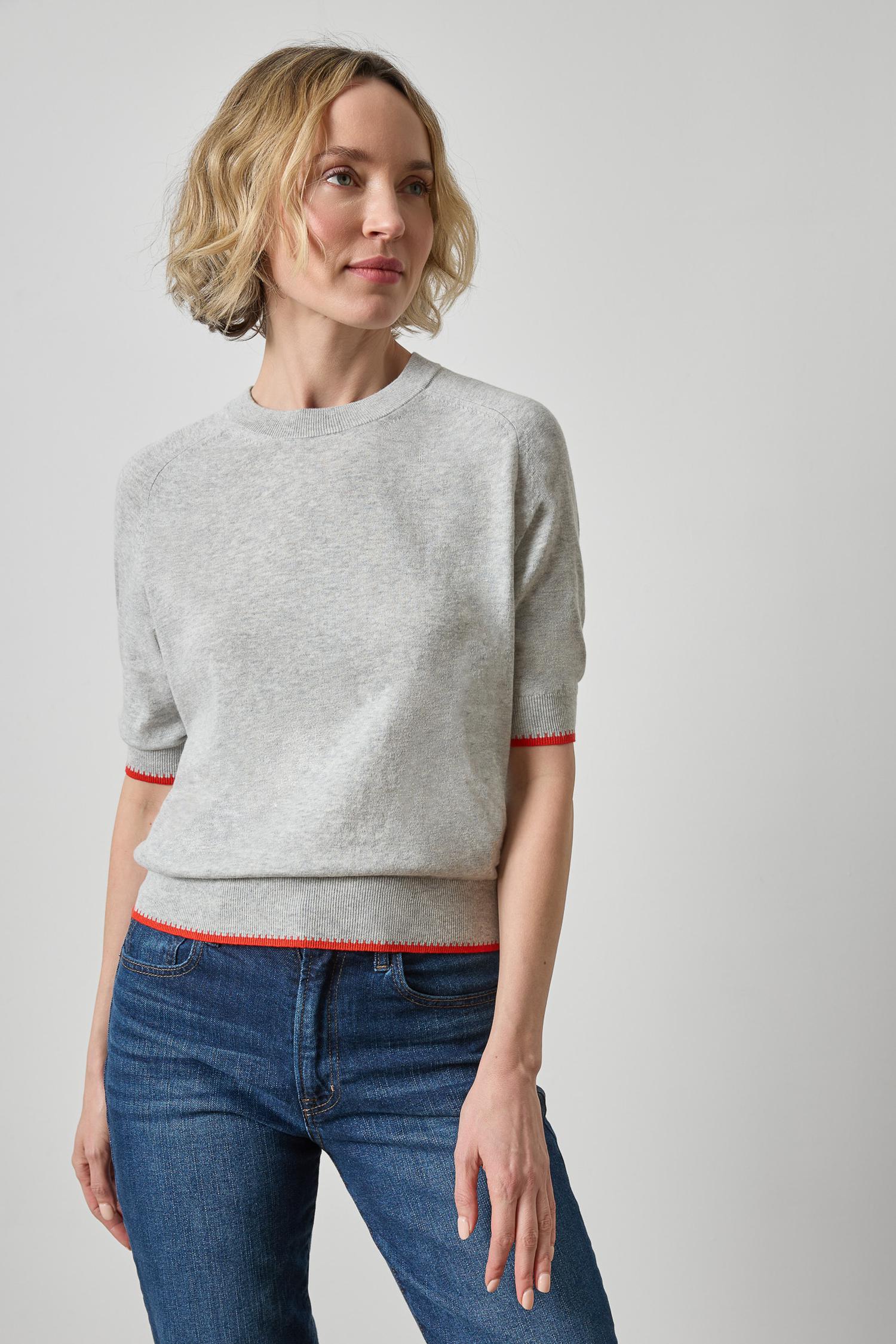 CREWNECK SADDLE SLEEVE
