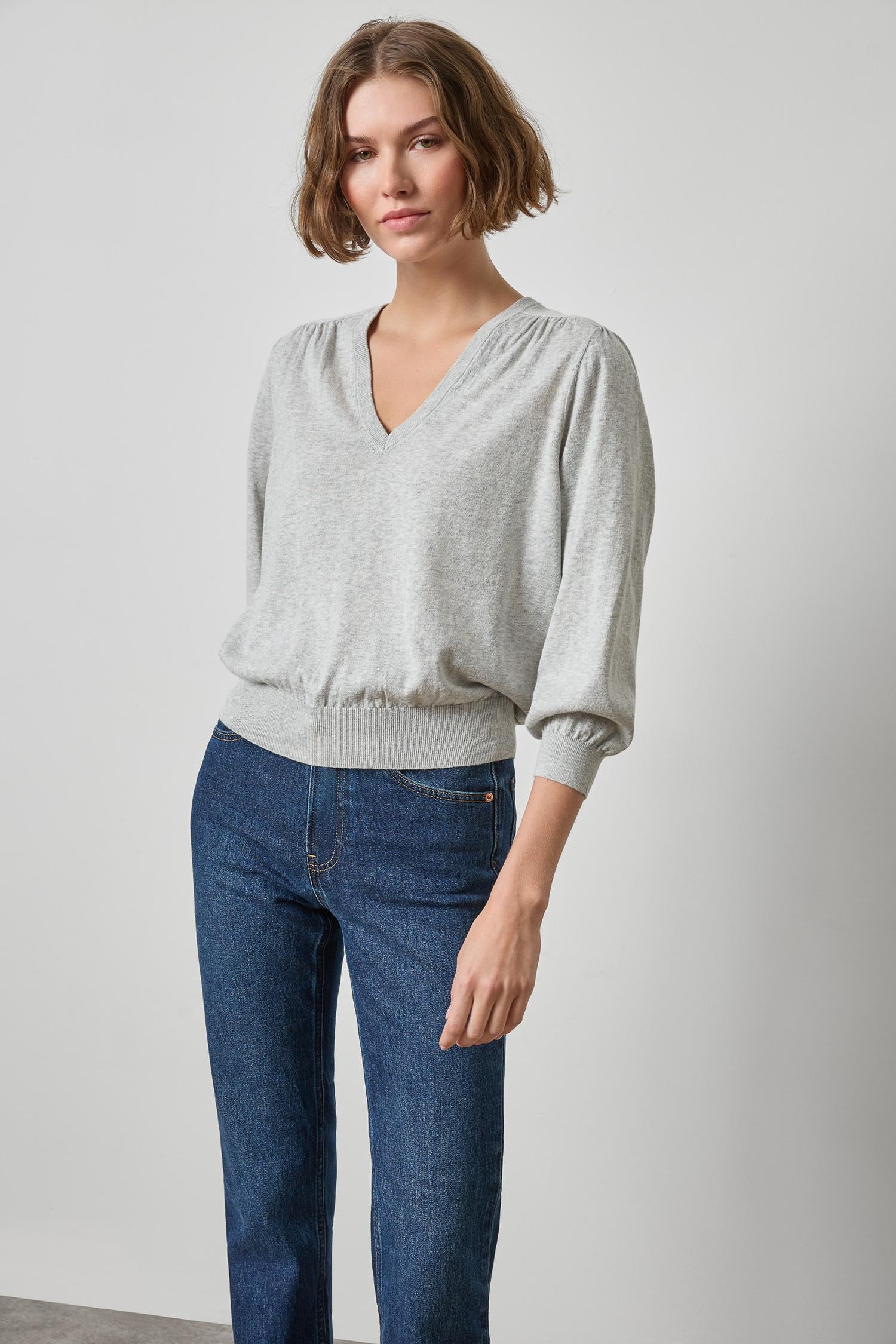 V-NECK BLOUSON