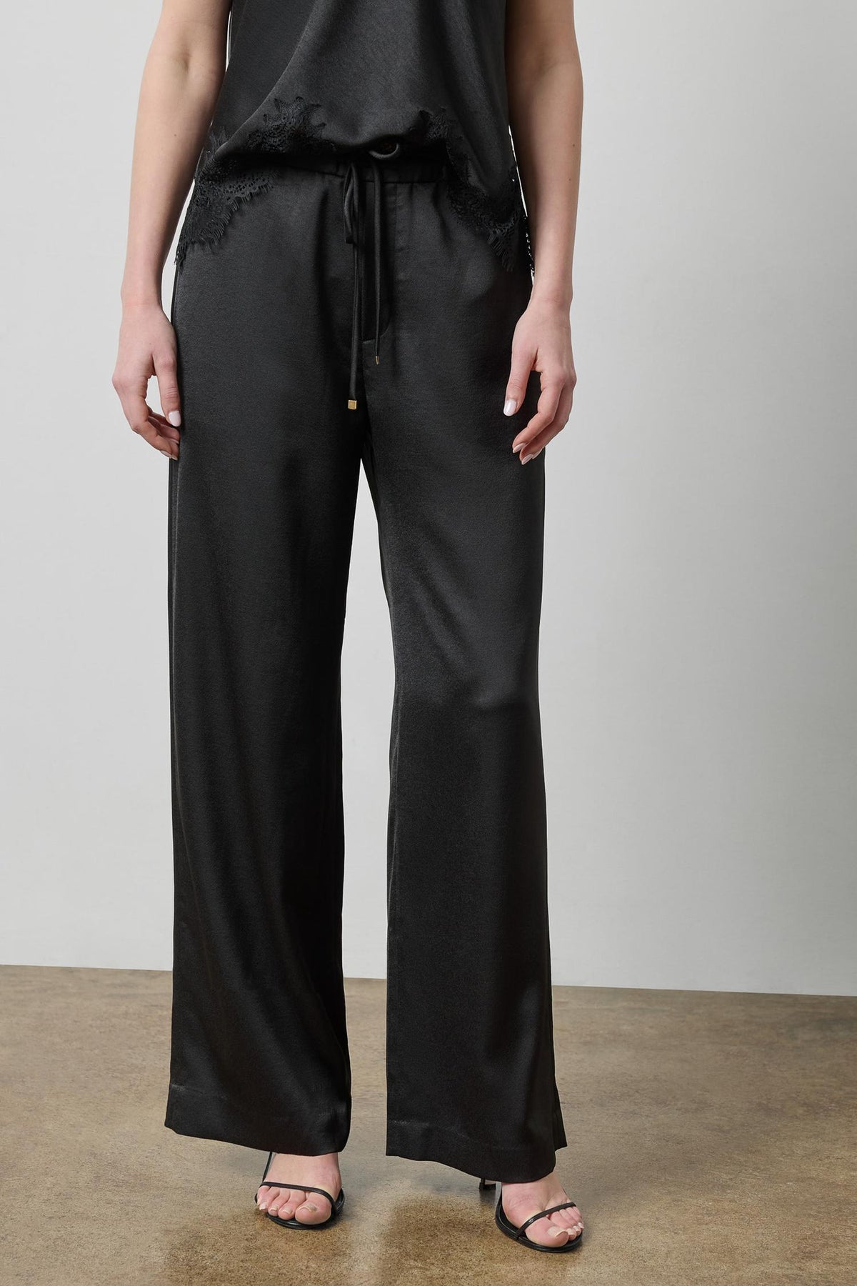 CREPE SATIN TROUSER