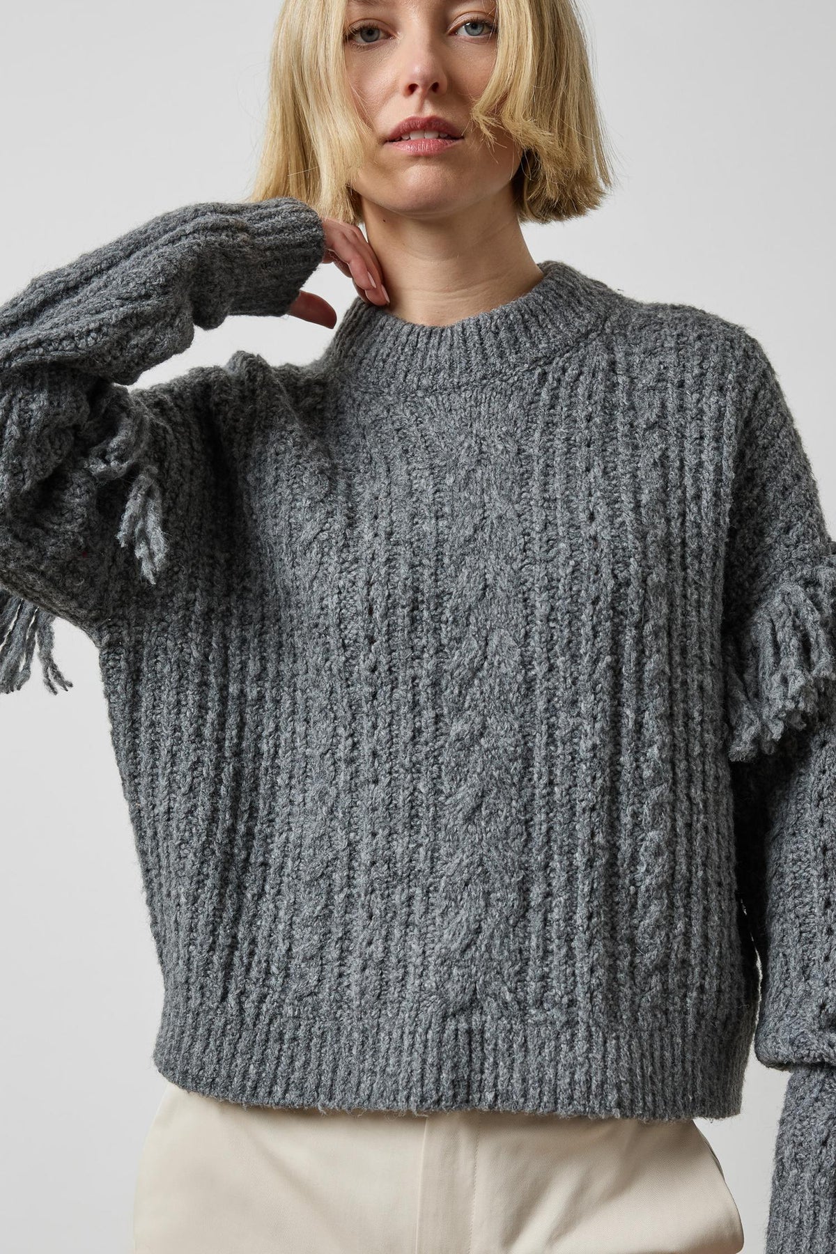 LOFTY FRINGE SWEATER