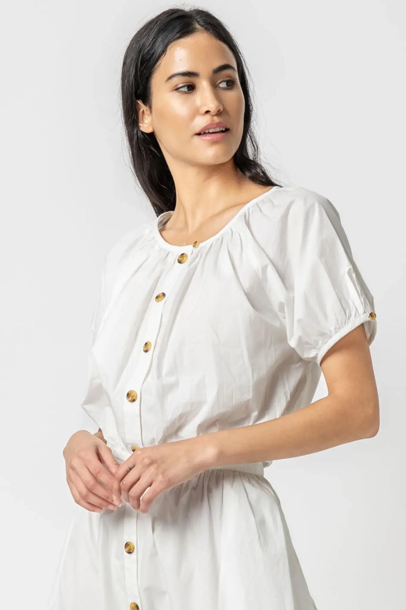 ELASTIC HEM BUTTON FRONT TOP