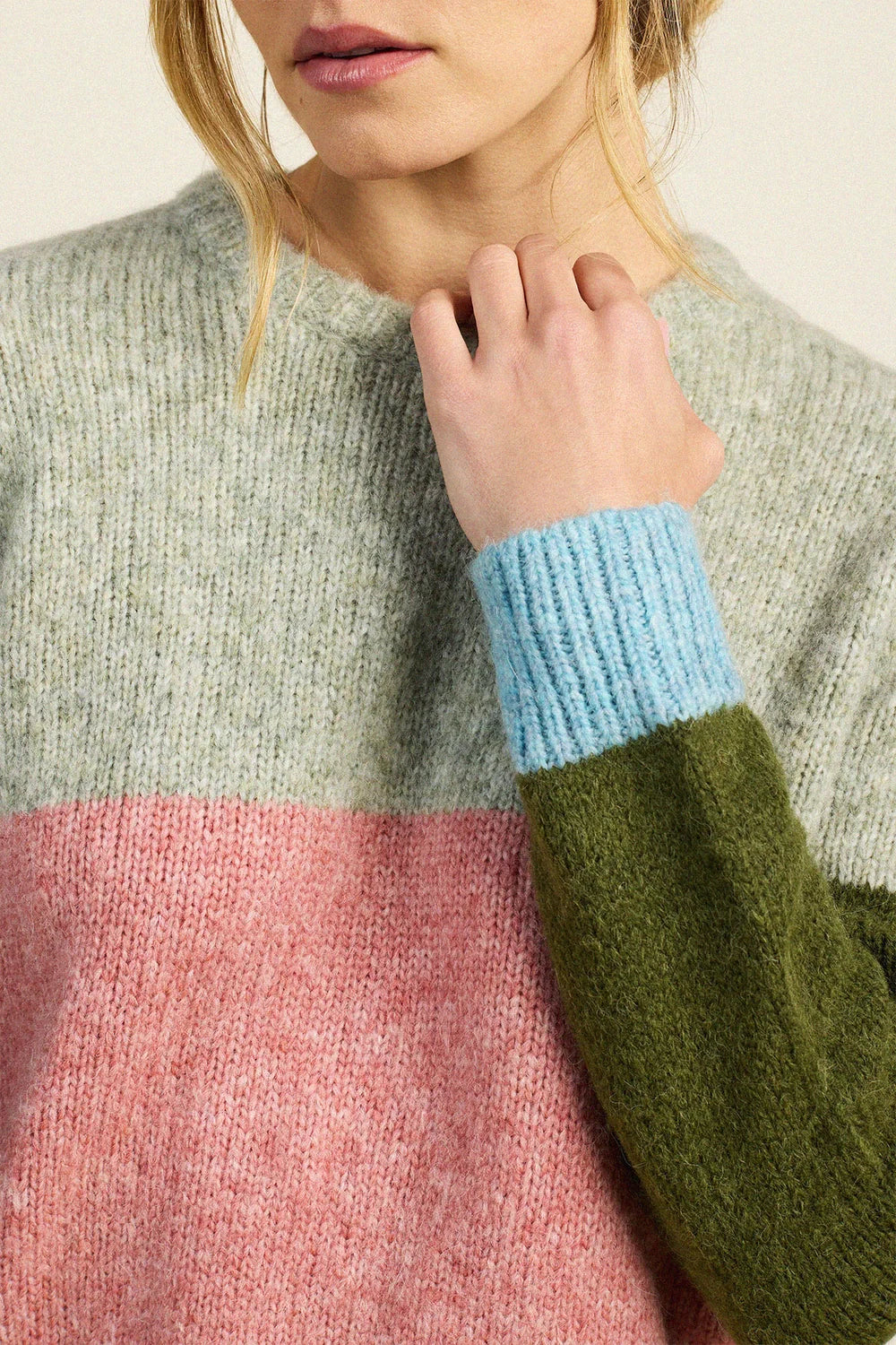 CLEO SWEATER